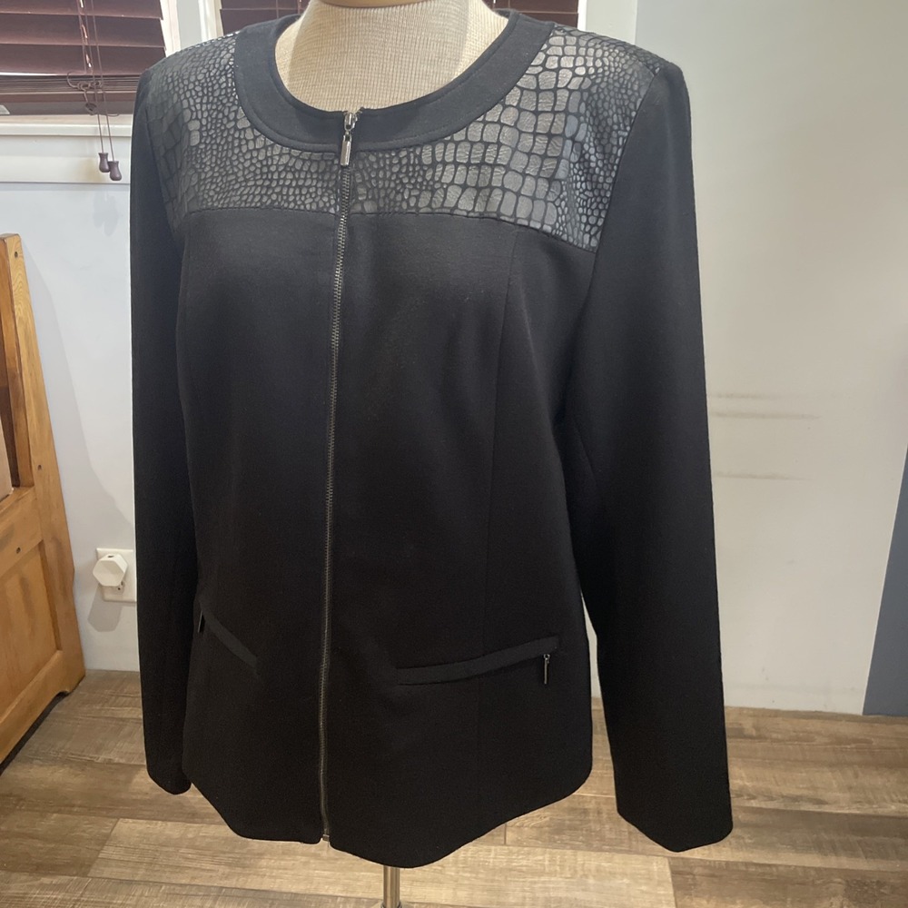 JM Collection Black Faux Croc Yoke Zip Front Jacket Women's Size 12